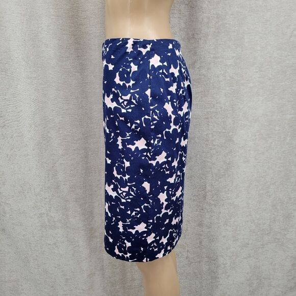 Talbots Floral Navy and Pink Women's Skirt NEW - Picture 3 of 9